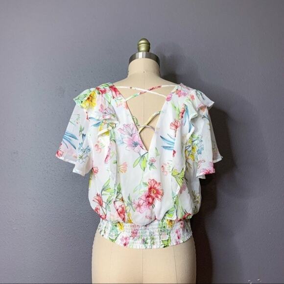 Code x Mode Cropped Floral Ruffle Surplice Top size Medium - Picture 5 of 13